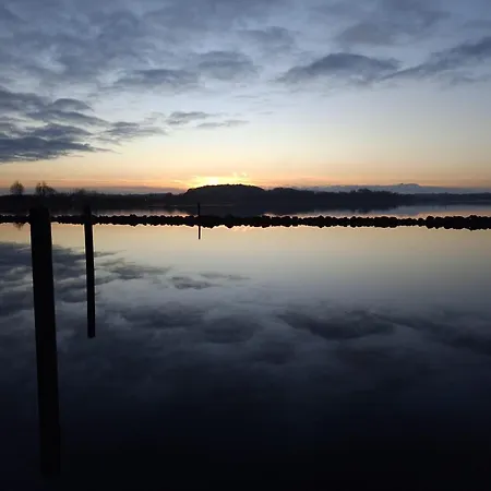 아파트 Walls 1 Wallsbull